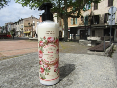 LAIT CORPS ROSE : Laits corporels, Crèmes & Soins